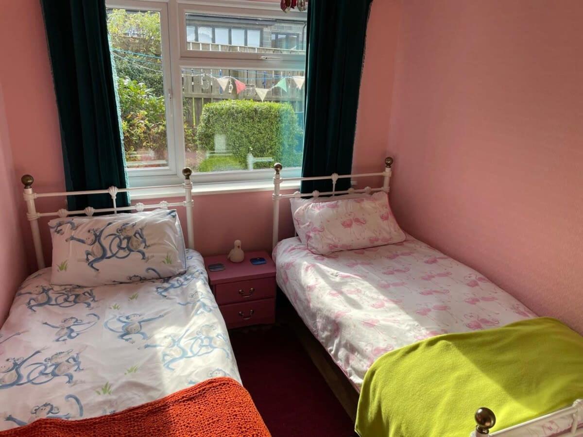 Letaway - Tom'S Cabin, Staithes Villa Esterno foto